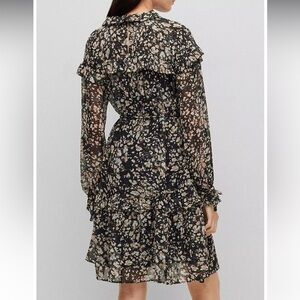 Women’s BOSS Day Dress size‎ 8 brown/Tan with specs of blue 💙